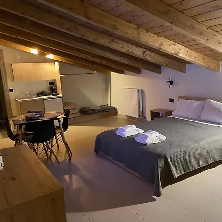 Σοφίτες Αθηνά Apartment Kalavryta Exterior photo