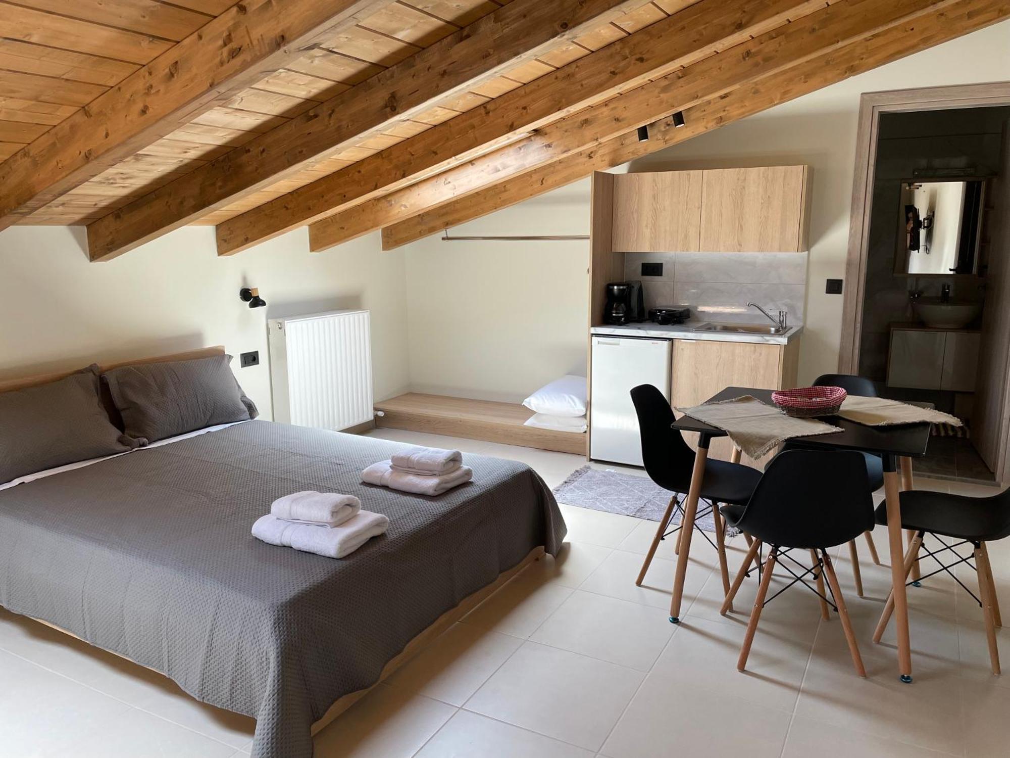 σοφίτες αθηνά Apartment *